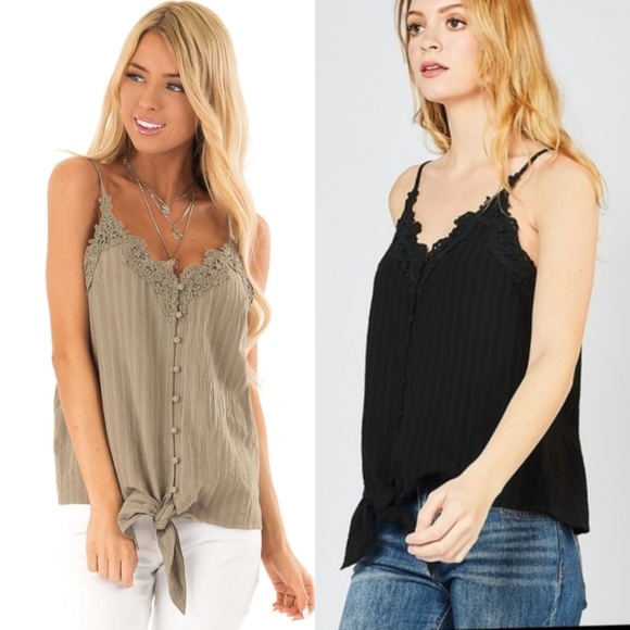 ✔️CLEARANCE! Black tie front tank with lace trim - Picture 2 of 8